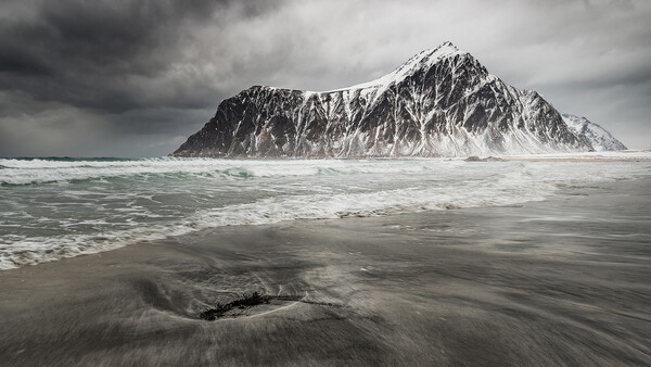 Looking for Meaningful Landscape Photography in the Arctic