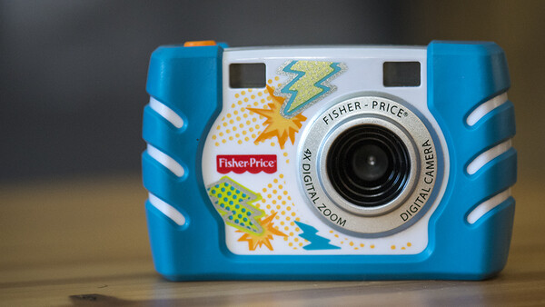 Fstoppers Reviews the Fisher Price Kid-Tough Digital Camera (Really)