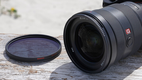 Fstoppers Reviews the Manfrotto XUME Magnetic Filter Adapters: A Different Take on Threaded Lens Filters