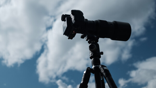 Fstoppers Reviews the Fujifilm GF 250mm and GF1.4x Teleconverter