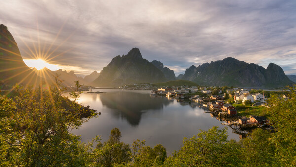 Three Tips for Photographing the Midnight Sun