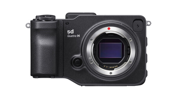 Fstoppers Reviews Sigma sd Quattro H Mirrorless Camera