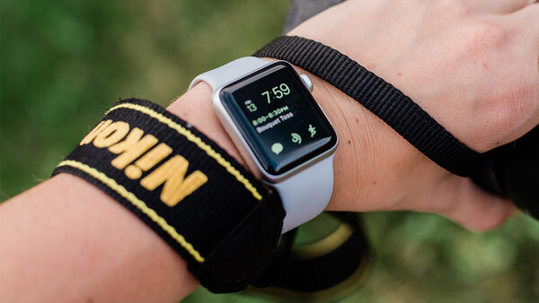 How a Smartwatch Can Become a Useful Addition to Your Photography Kit
