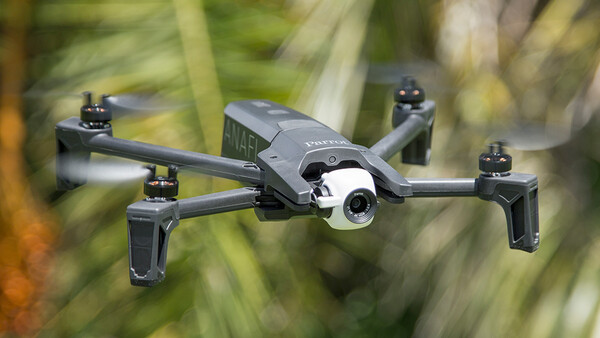 Fstoppers Reviews the Parrot Anafi Drone: The Good, the Bad, and the Ugly