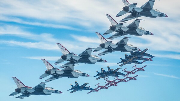 Massive Photo Shoot of All U.S Military Jet Demo Teams Makes History