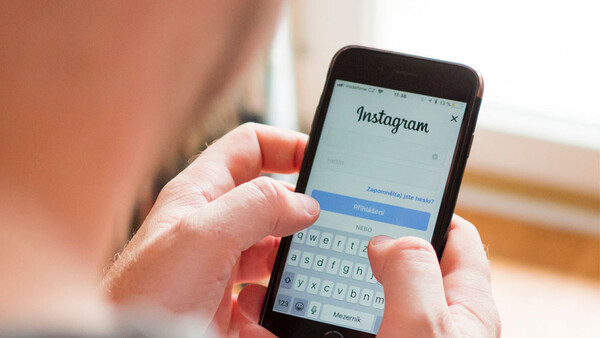Instagram's Two Founders Have Quit After Clashing With Mark Zuckerberg
