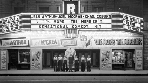 A Time-Lapse of the 14-Hour Colorization of a Beautiful 1943 Cinema Photograph