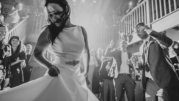 What Place Does Documentary Wedding Photography Hold In This Industry?