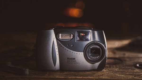 My First Digital Camera Had a Practical Feature Missing Everywhere Today