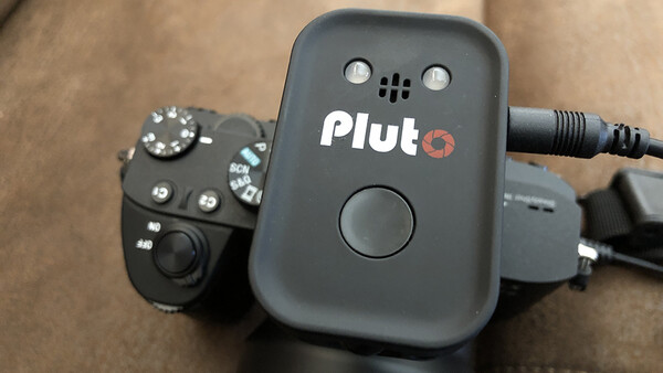 A Smart Remote That Can Add Features Your DSLR Doesn't Have out of the Box