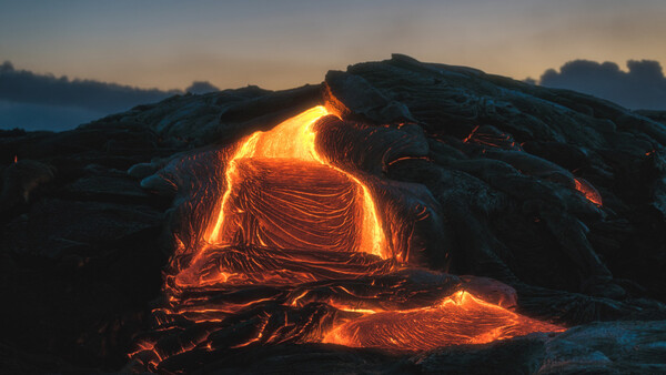 Stop Taking Volcano Selfies, Experts Warn