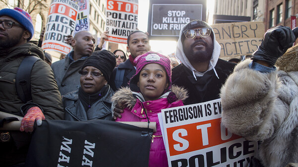 Shocker: News Photography Gets Worse Without Actual News Photographers