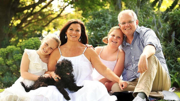 Australian Prime Minister Mocked for Photoshop Fail That Gave Him Two Left Feet