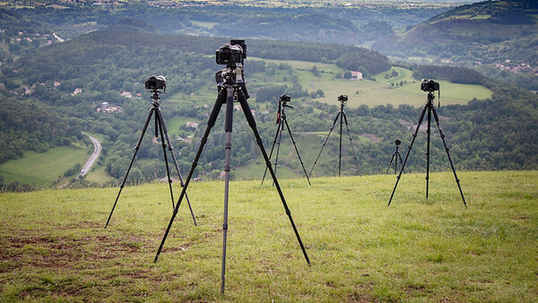 The Best Way to Set Up a Tripod
