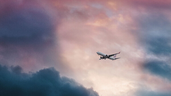 Photographer Falls Victim to 'International, Highly Elaborate Scam,' Potential Kidnap Plot