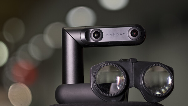 Fstoppers Reviews the Kandao QooCam: A Cool Camera, but Who Is It For?