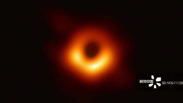 500px Owners Claim Copyright of Black Hole Photo, Remove Website Following Backlash