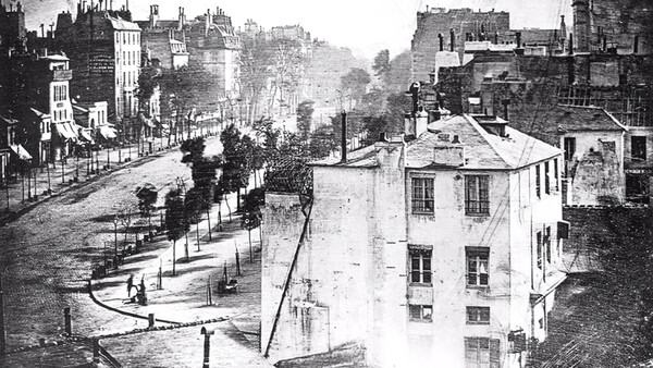 Two Centuries of Street Photography: An Incredible Compilation