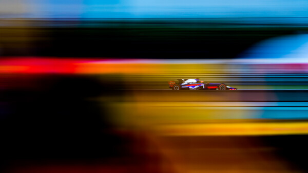 Think Fast: What It's Like To Be A Formula 1 Photographer
