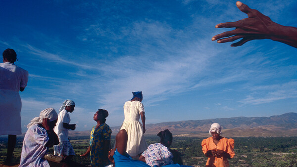 Leica Camera USA Announces the Leica Women Foto Project Award
