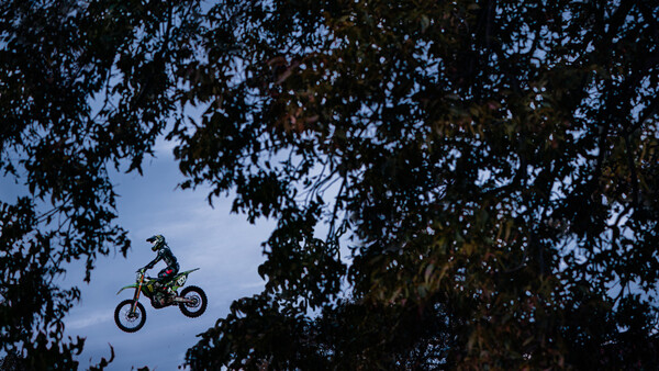 Full Time Wedding Photographer Shoots Motocross for the First Time: This Is What I Learned