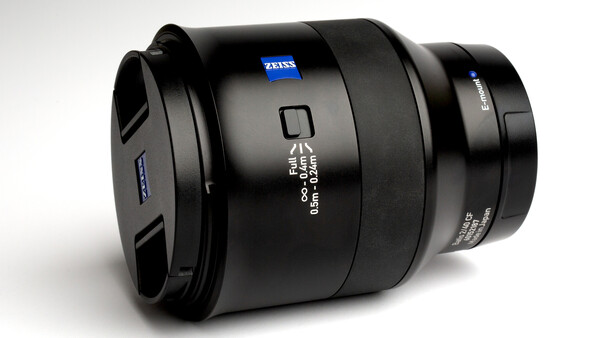 Fstoppers Reviews the Zeiss Batis 40mm f/2 CF Lens | Fstoppers