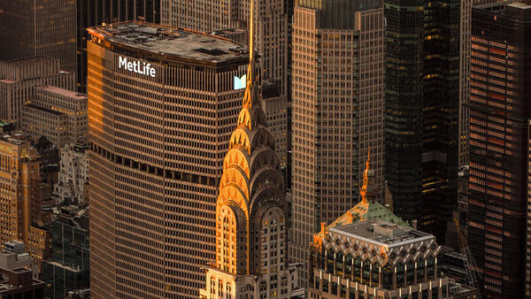 Hotel Chain Attempts to Trick Photographer Into Granting Rights to Use, Sell and License His Images