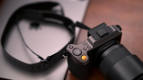 Fstoppers Reviews the Hasselblad X1D II
