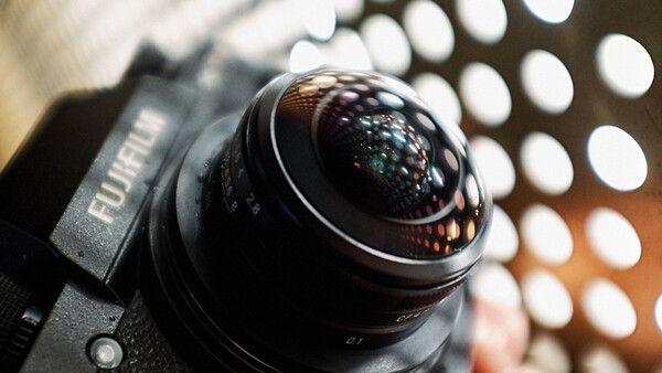Fstoppers Reviews the Laowa 4mm f/2.8 Circular Fisheye for APS-C