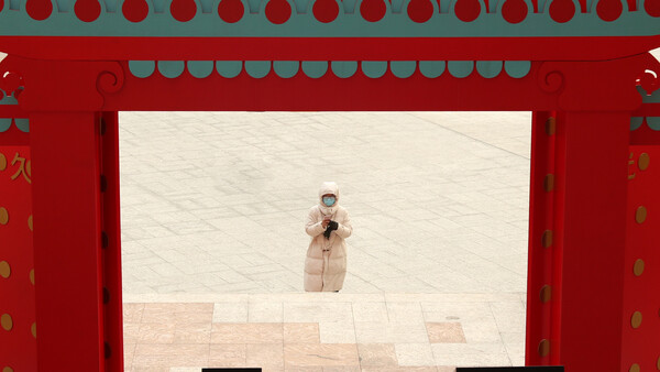 Photographer Captures Empty Streets of Shanghai as Coronavirus Fears Take Hold