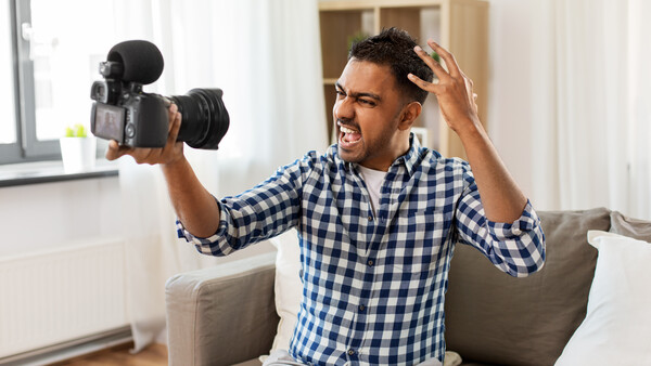 What Are Some of the Downsides of Becoming a Professional Photographer?
