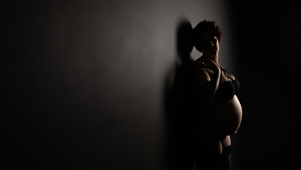 Maternity Photography: Ditching the Flowy Gowns for Stilettos