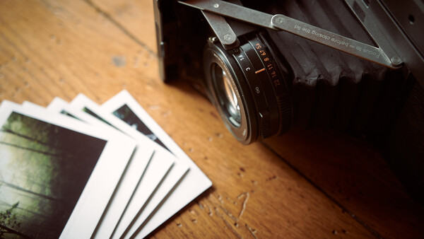 Instant Film Is More Meaningful Than Digital Photography