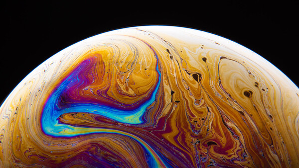 Use This Camera Hack to Make Soap Bubbles Look Like Planets