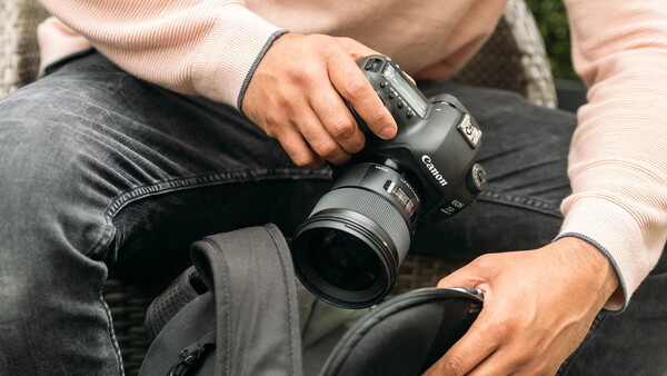 The Best Budget Canon Cameras You Can Buy in 2021: For Beginners, Amateurs, and Professionals