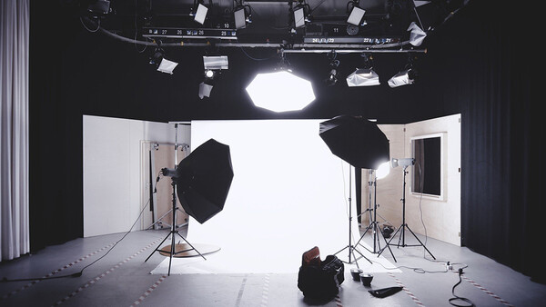 Bo Burnham Lights, Shoots, and Edits His New Netflix Comedy Special All by Himself