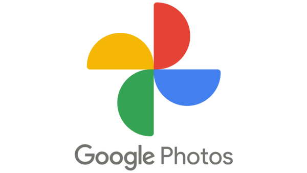 Logo for Google Photos featuring four colored petals arranged around a center point.