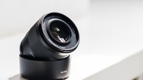 We Review the Viltrox AF 50mm f/2.0 Air Lens for Sony FE Mount