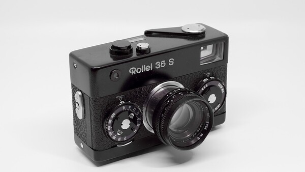Rollei 35 S rangefinder camera with black body and chrome details