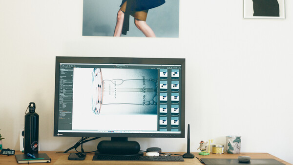 Can a Monitor Really Be Worth This Much? EIZO CG2700X Review 