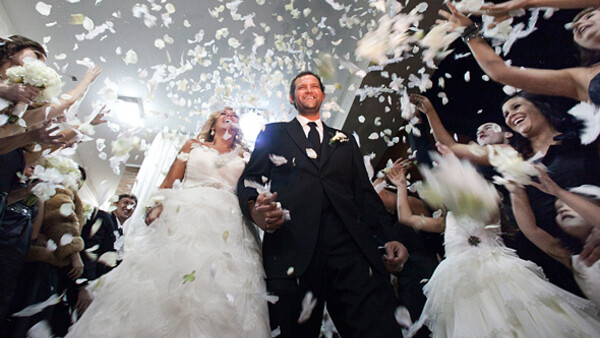 Celebrity Weddings: Photographer Joe Buissink on Taking Risks, Making It Big, and Technique