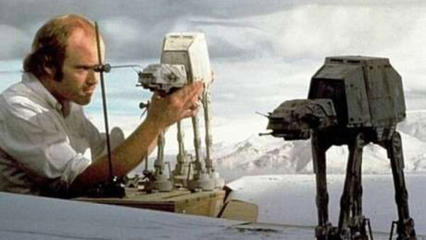 [BTS] Behind The Scenes Photos of Iconic 'Star Wars' Scenes