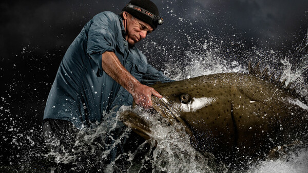 [Video] Shooting The Ad Campaign For Discovery's River Monsters