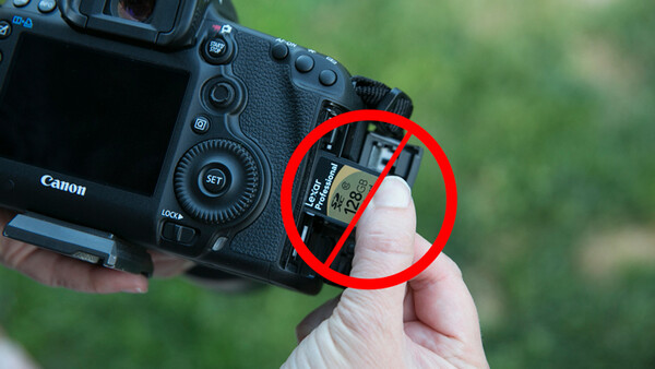Using an SD and CF Card Simultaneously in your 5D MKIII Might Be a Bad Idea