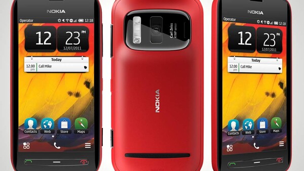 Hasselblad, Phase One, or the New Nokia 808 Pureview?