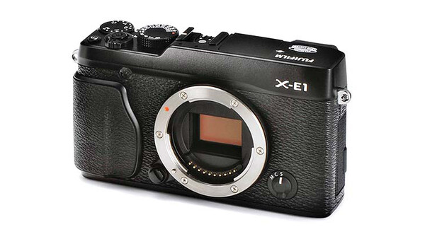  Leaked Images Show  Viewfinder-less New Fujifilm X-E1 