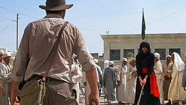 Rare Behind The Scenes Clip Of Iconic Scene From Raiders Of The Lost Ark