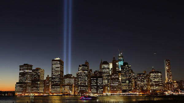A Tribute In Lights: A Touching 9/11 Timelapse Tribute 