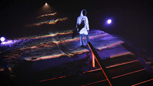 Snowboarding With Frickin Laser Beams: The X-Games Meets TRON in "Black Snow"