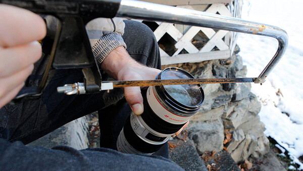 Canon's Terrifying Recommended Way to Remove a Stuck Filter